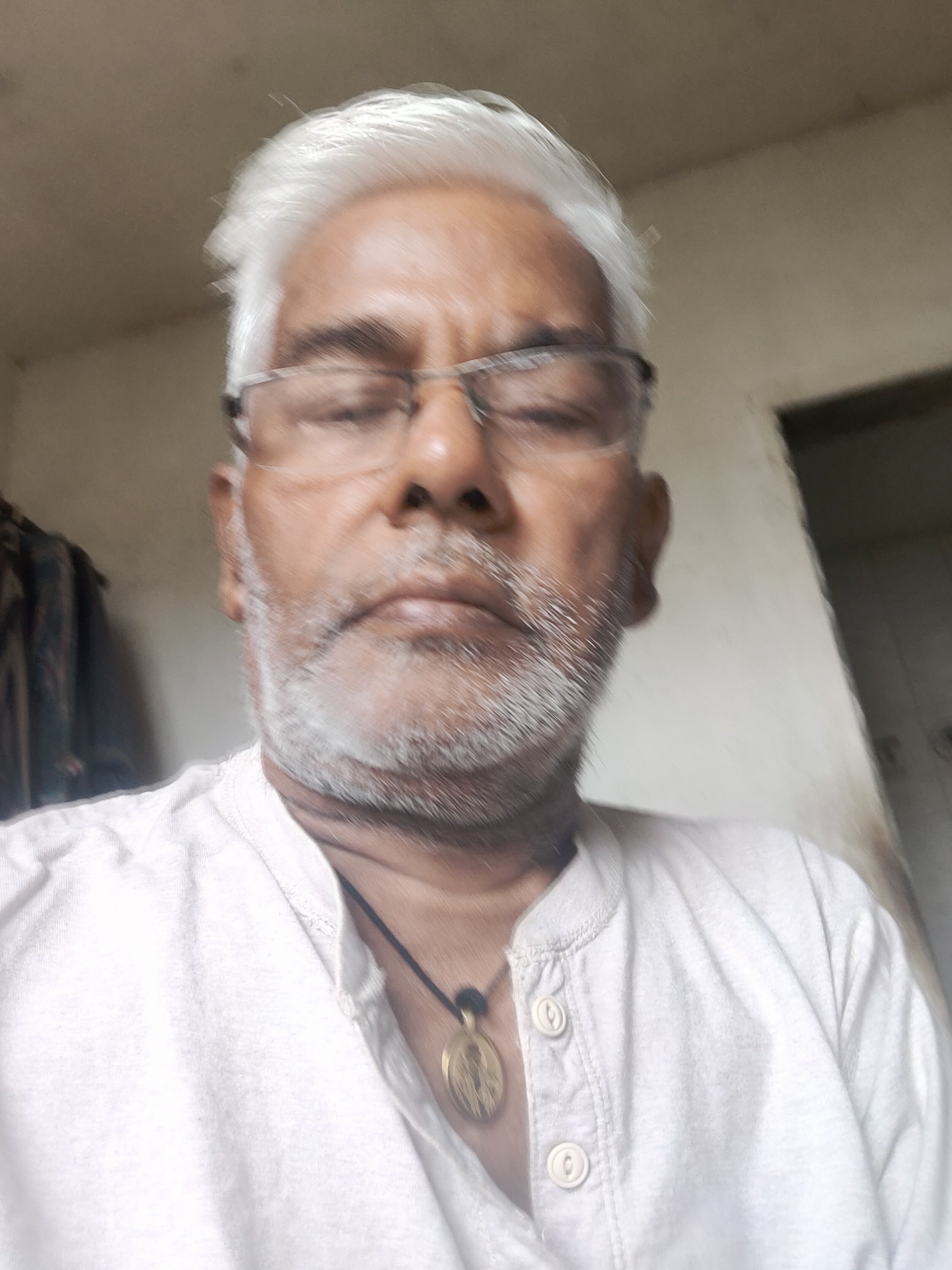 मुझे कुछ कहना है's image