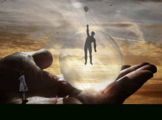 सपने अपने's image