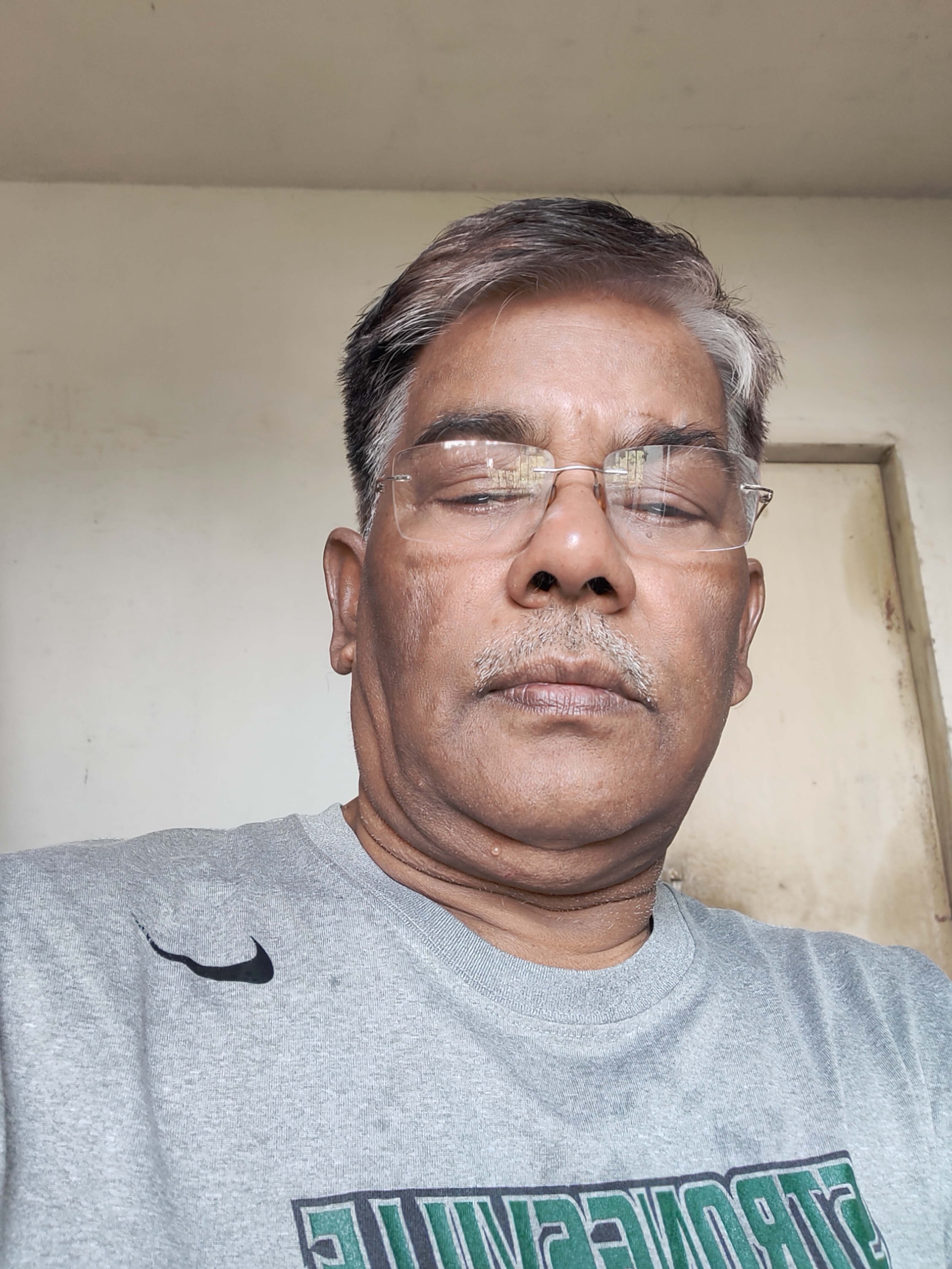 उलझन's image