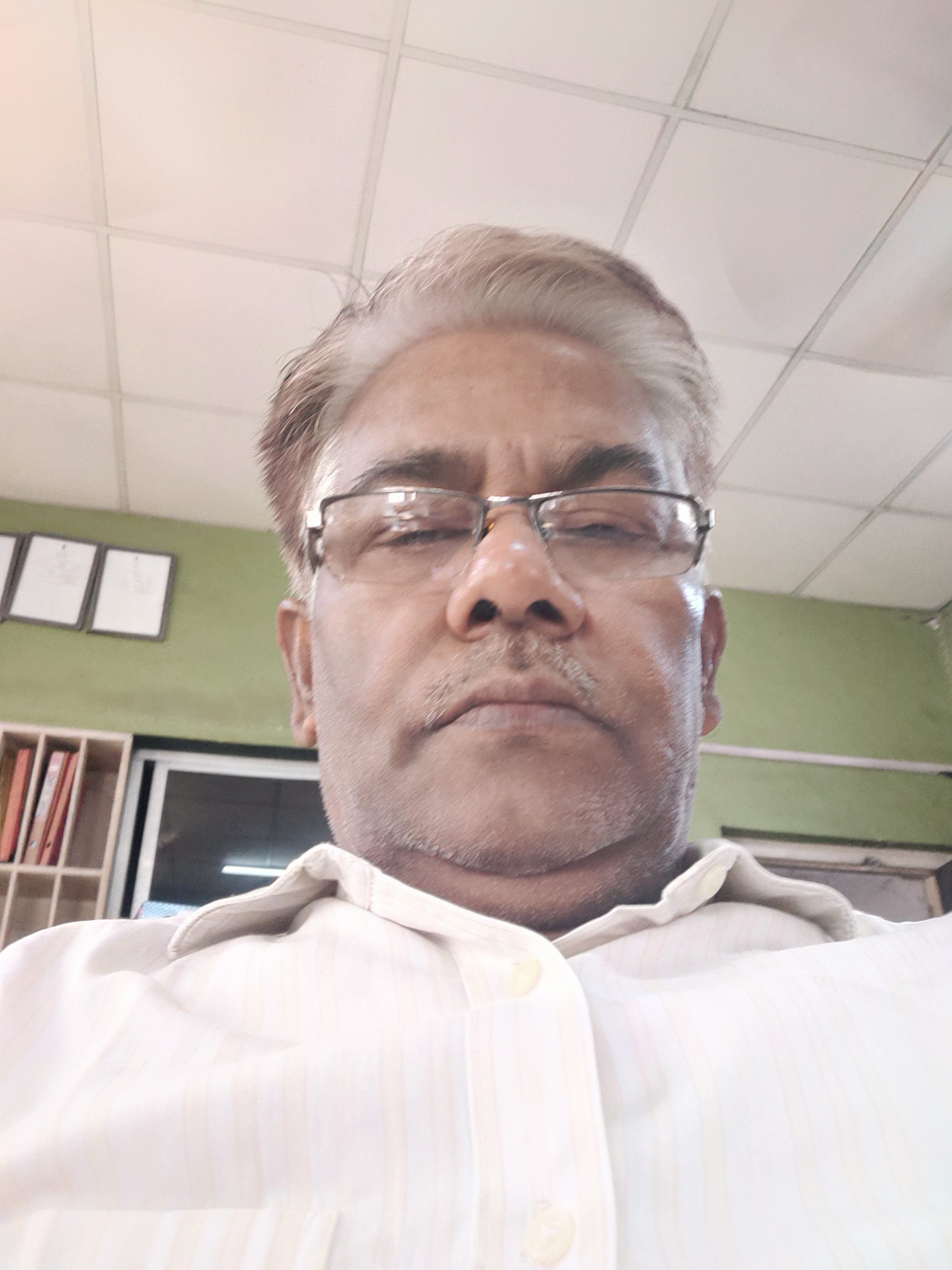 रुसवाइयाँ's image