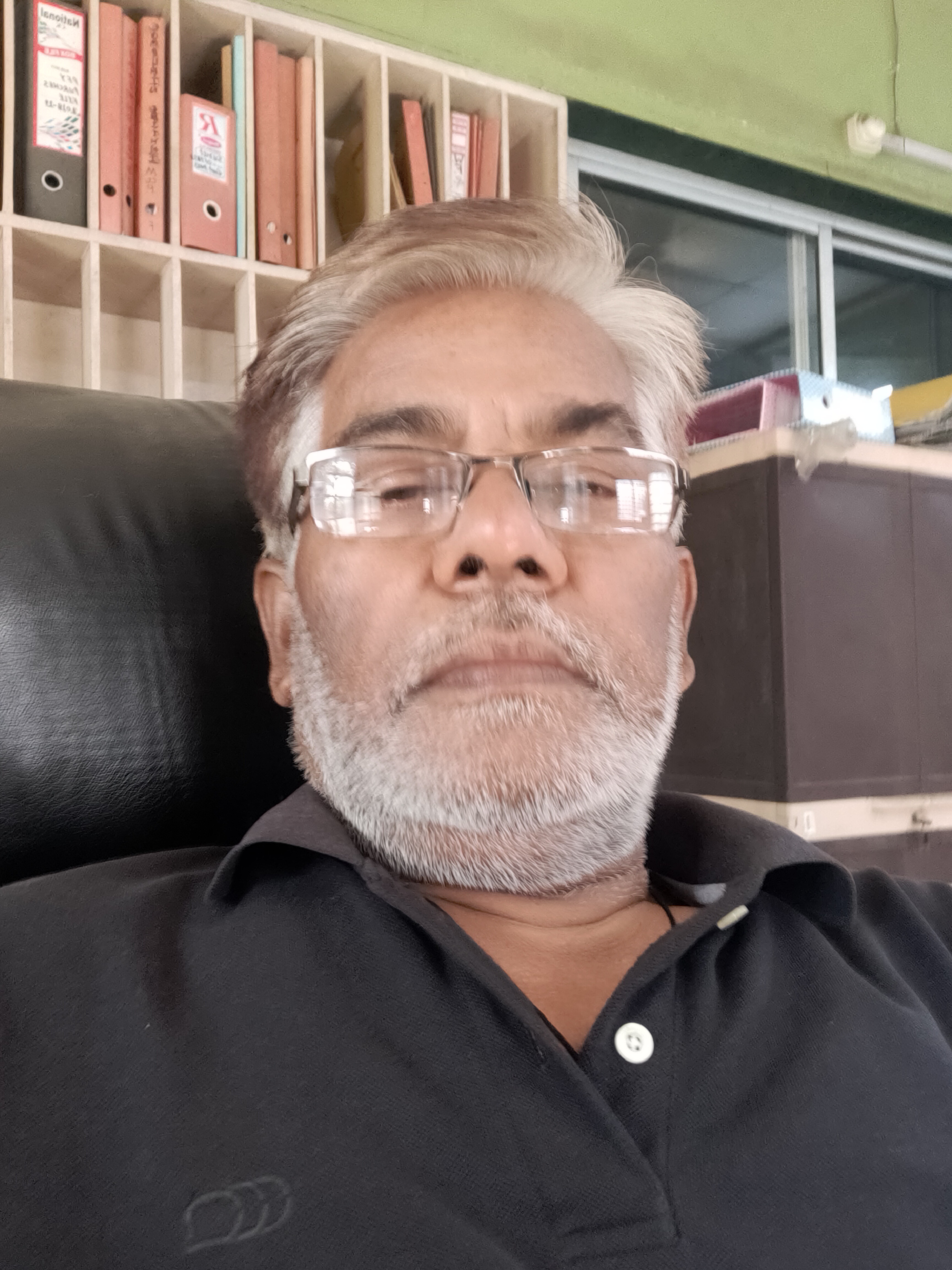 कैलेंडर बदल गया's image