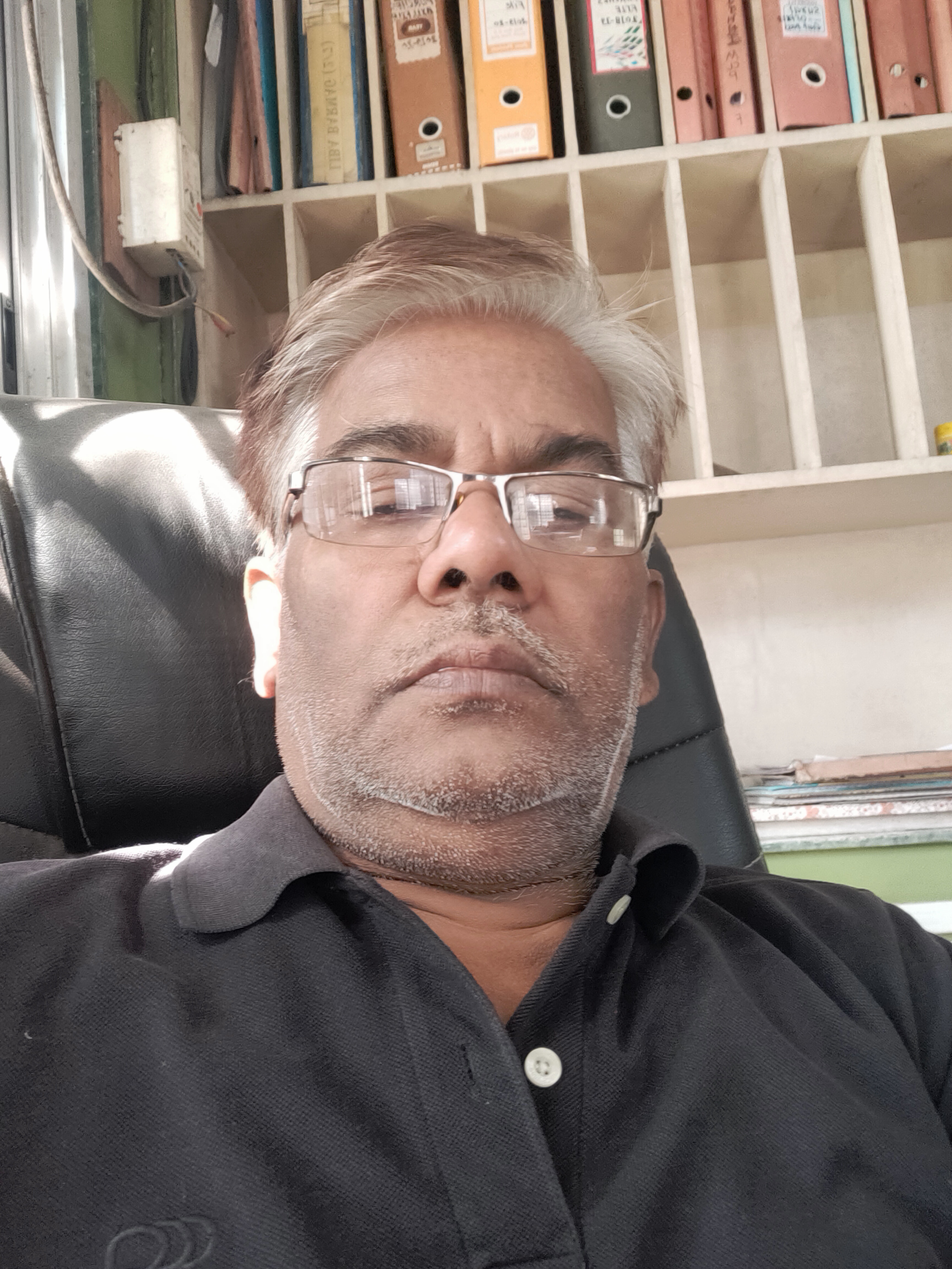 खुद की हिफाजत's image