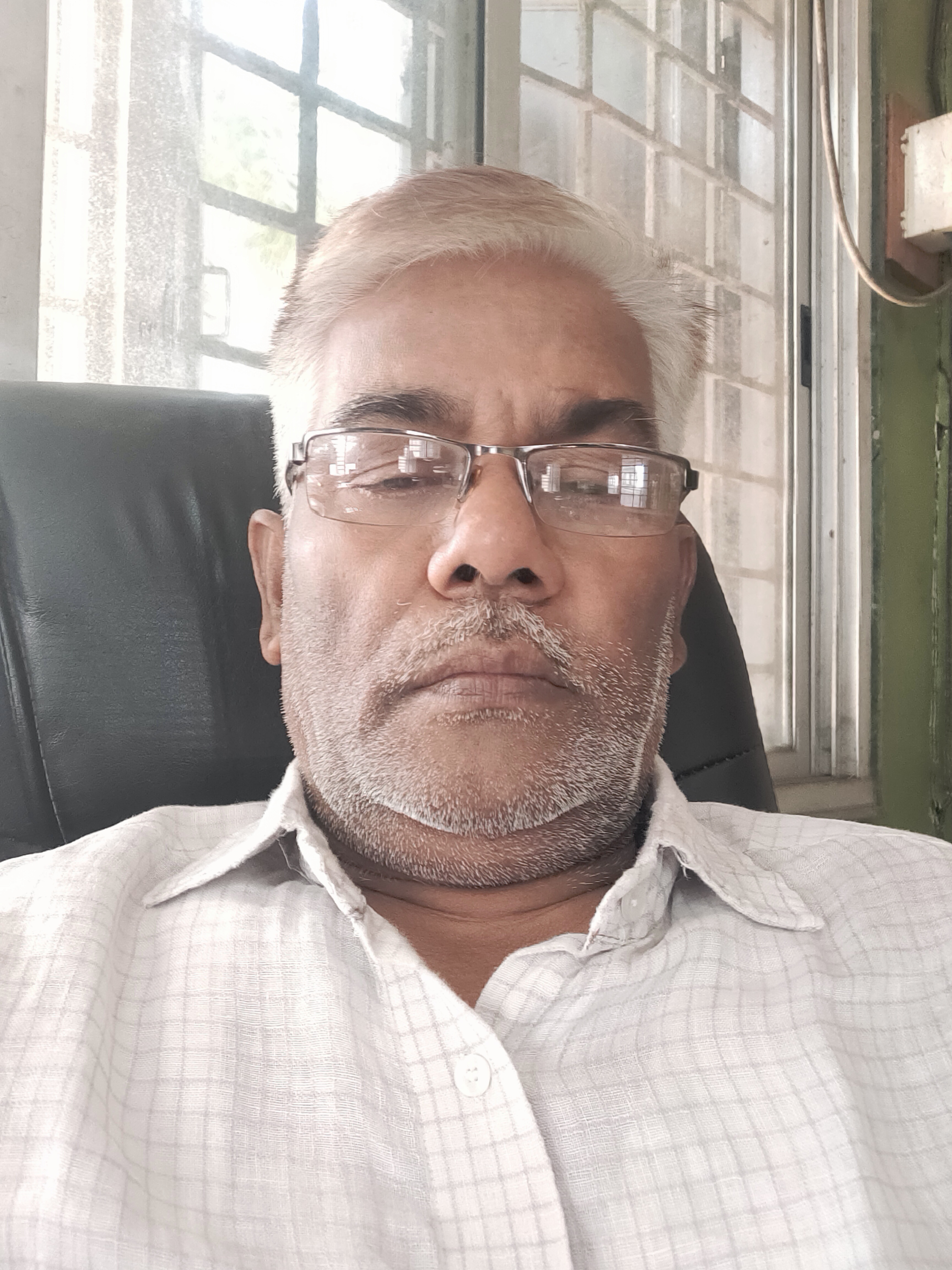 इंसान जाग उठा's image