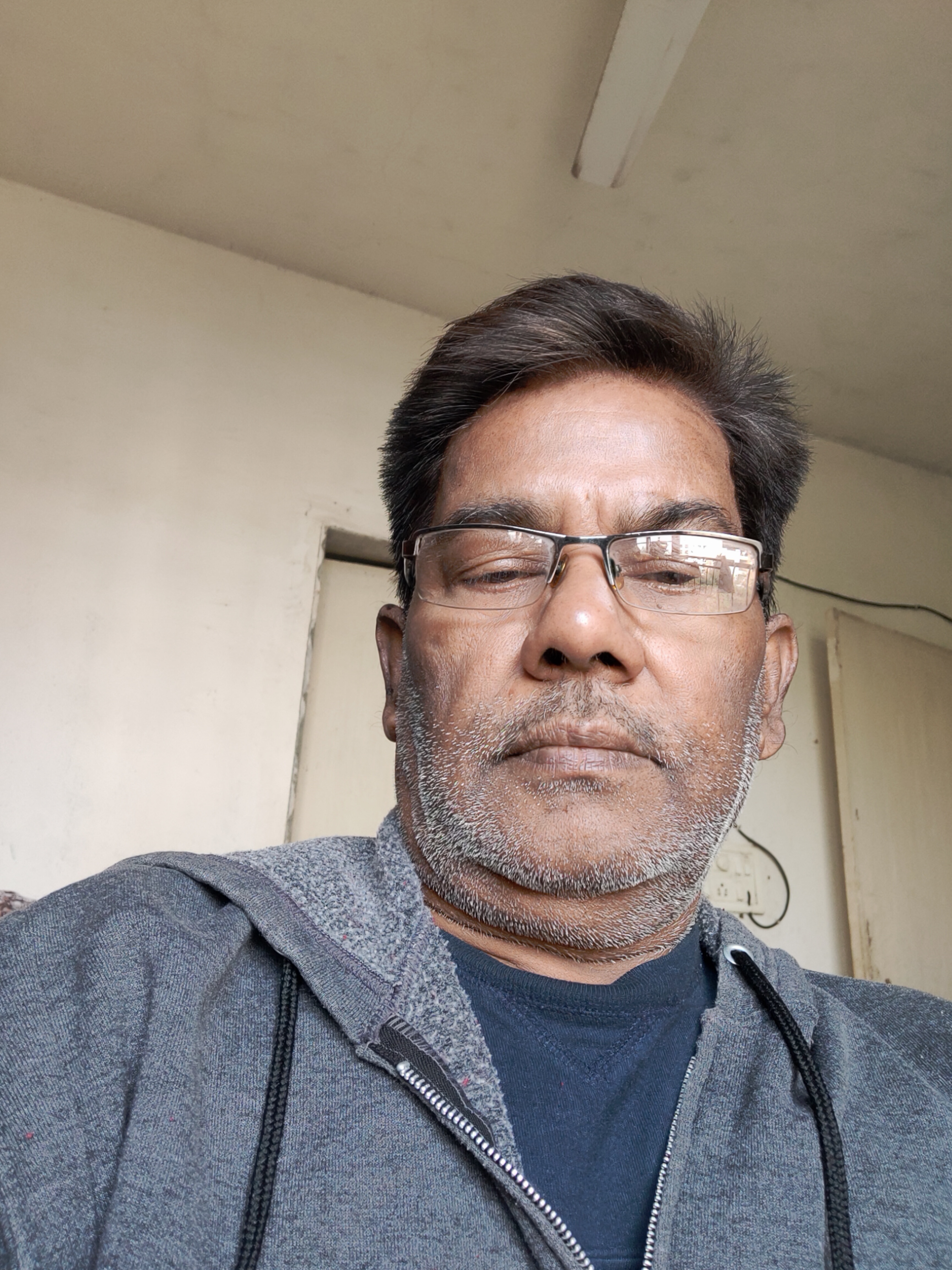 जिंदगी बेमानी नहीं's image