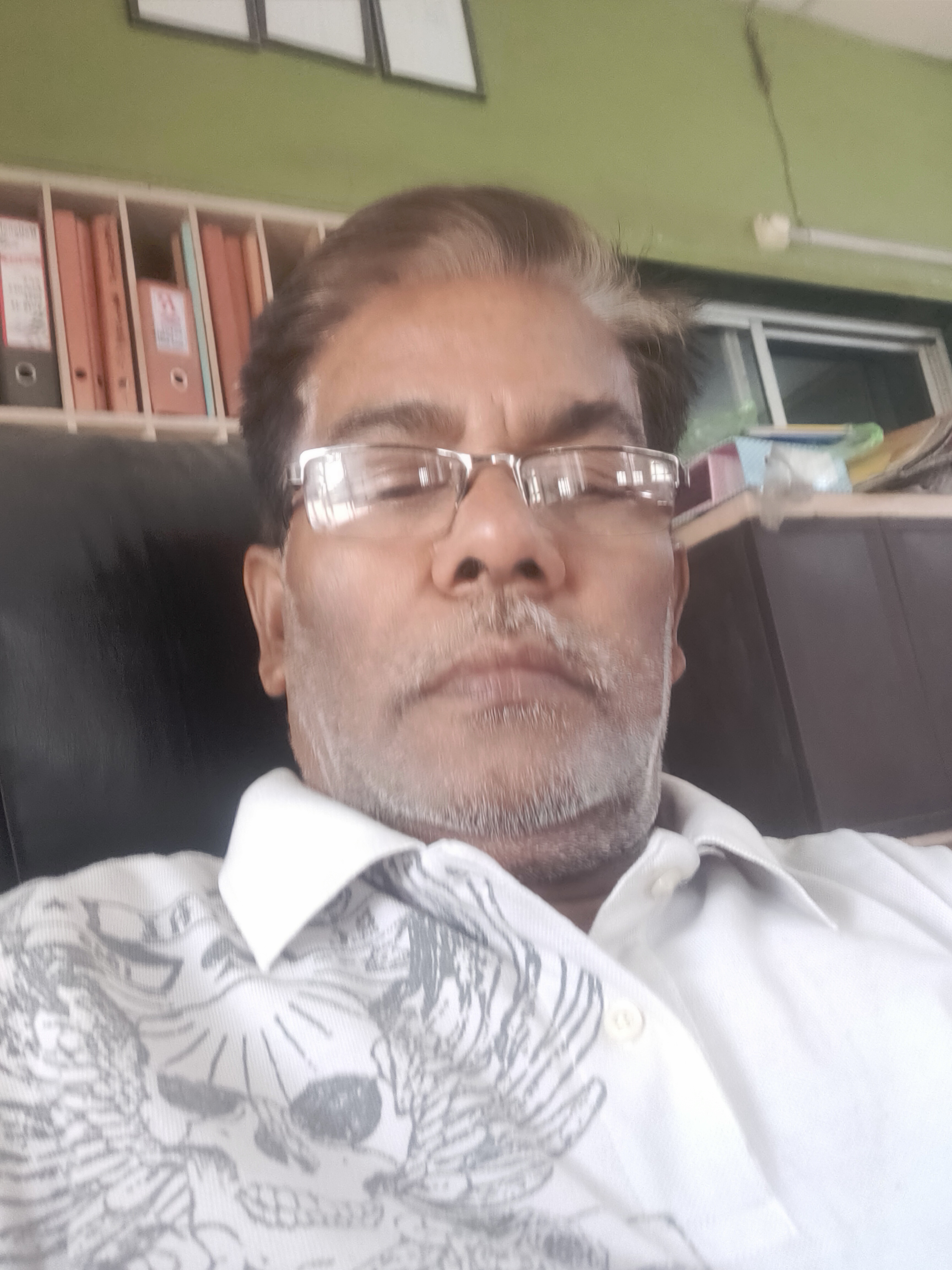 चमचागिरी's image