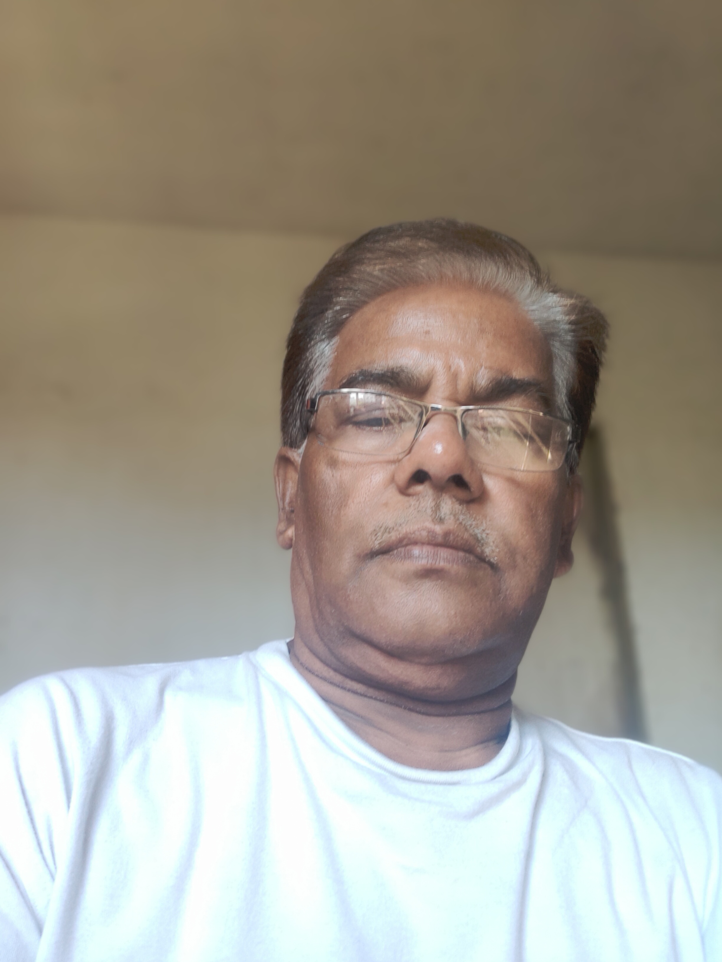 बंदिशें तोड़ दो's image