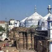 इतिहास के पन्नों का सच's image