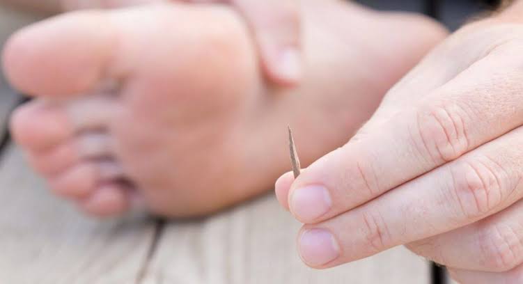 दर्द की दवा खुद से's image