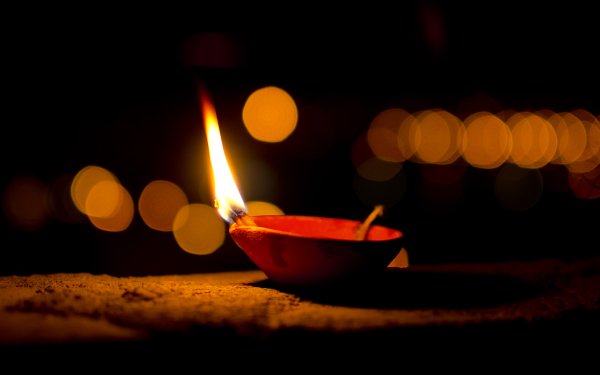 अंधेरा के आगे's image