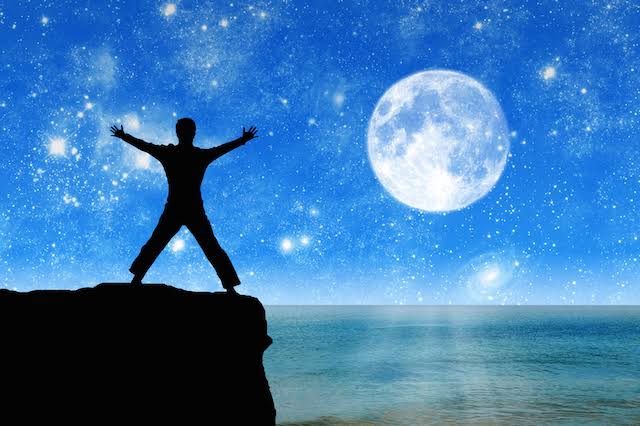 मुठी's image