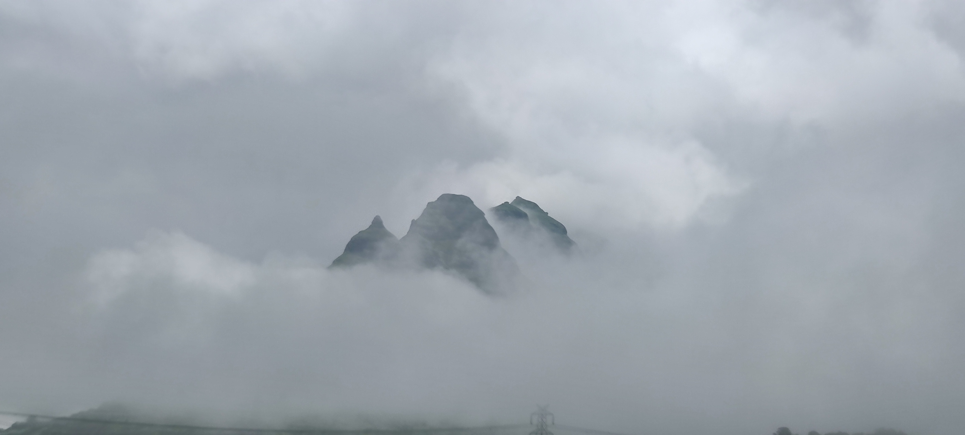 इत्तेफाक's image