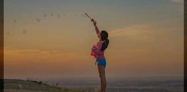 रूठ गई खुशियां's image