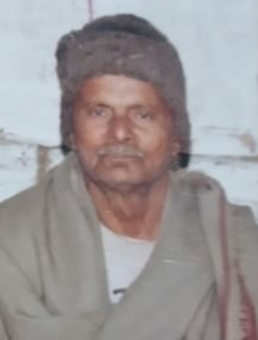 #Happy Father's day @मेरे पूज्य 'बाबू' आँखों में नमी सी है ~संजय कवि 'श्रीश्री''s image