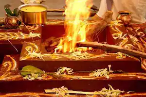 धर्म की आग's image