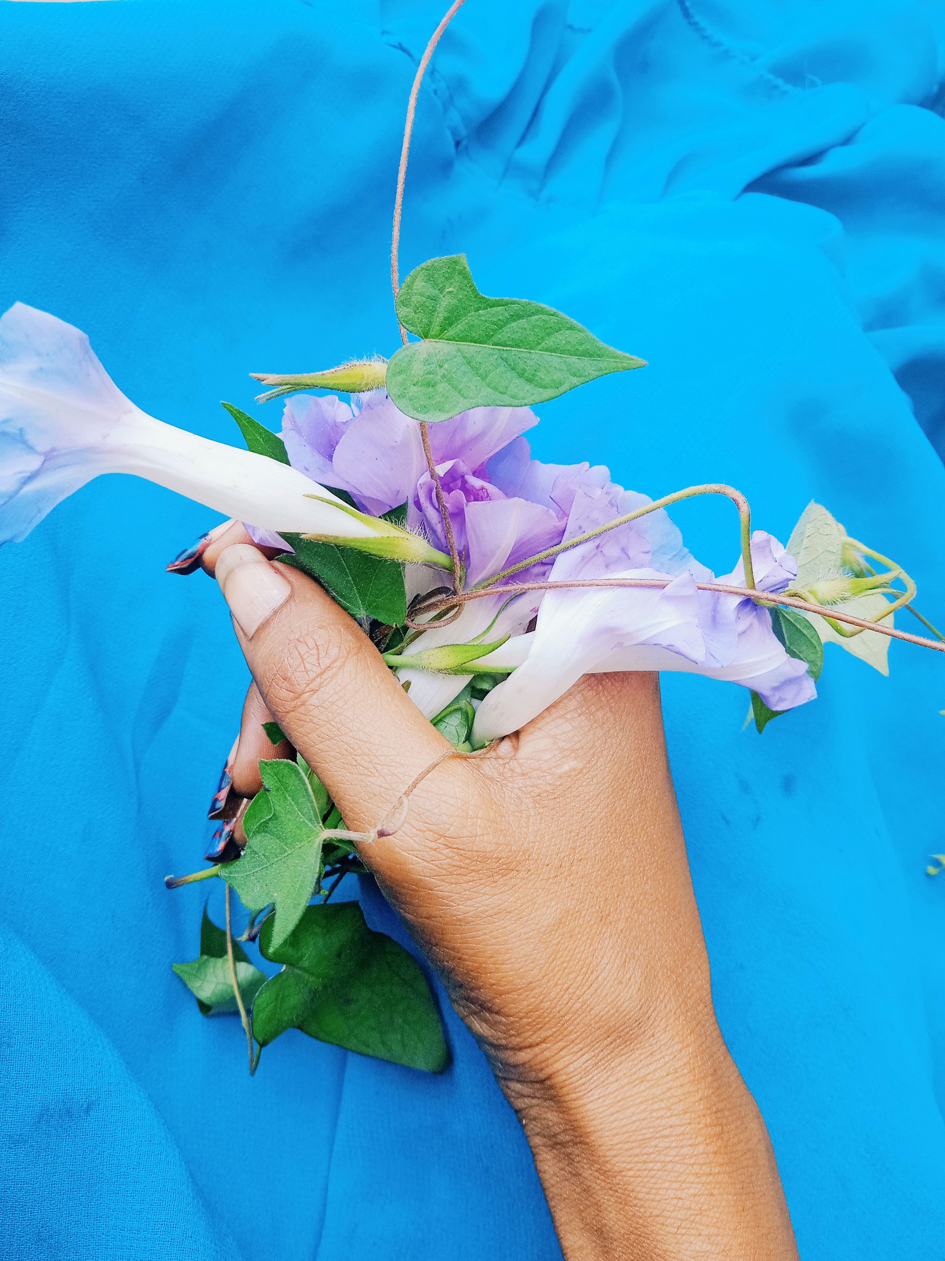 तुम्हारी जनरेशन का प्यार ।'s image