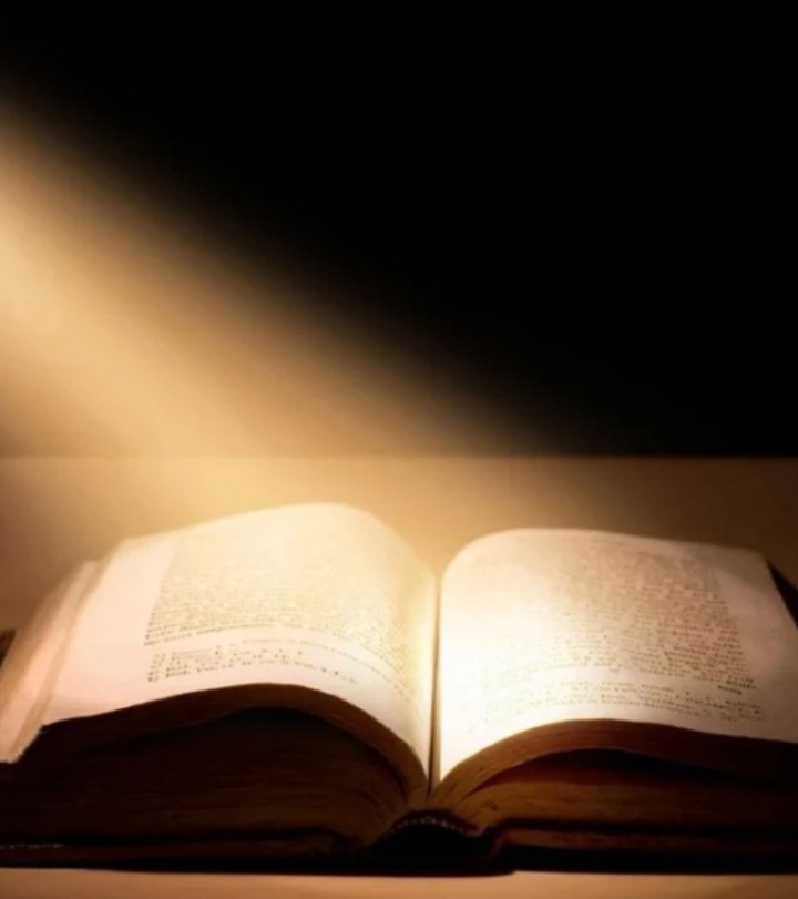 केमिस्ट्री उड़ गई रातो रात।'s image