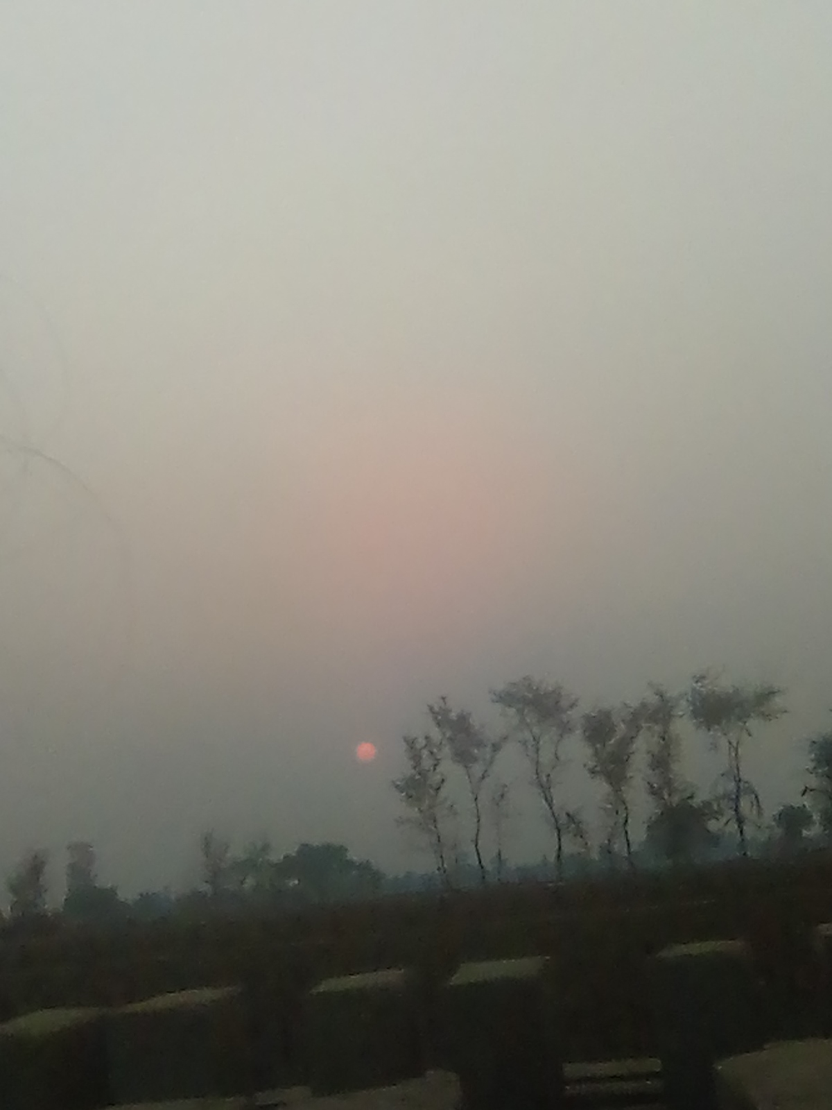 ऐ चाहने वालें चांद के's image