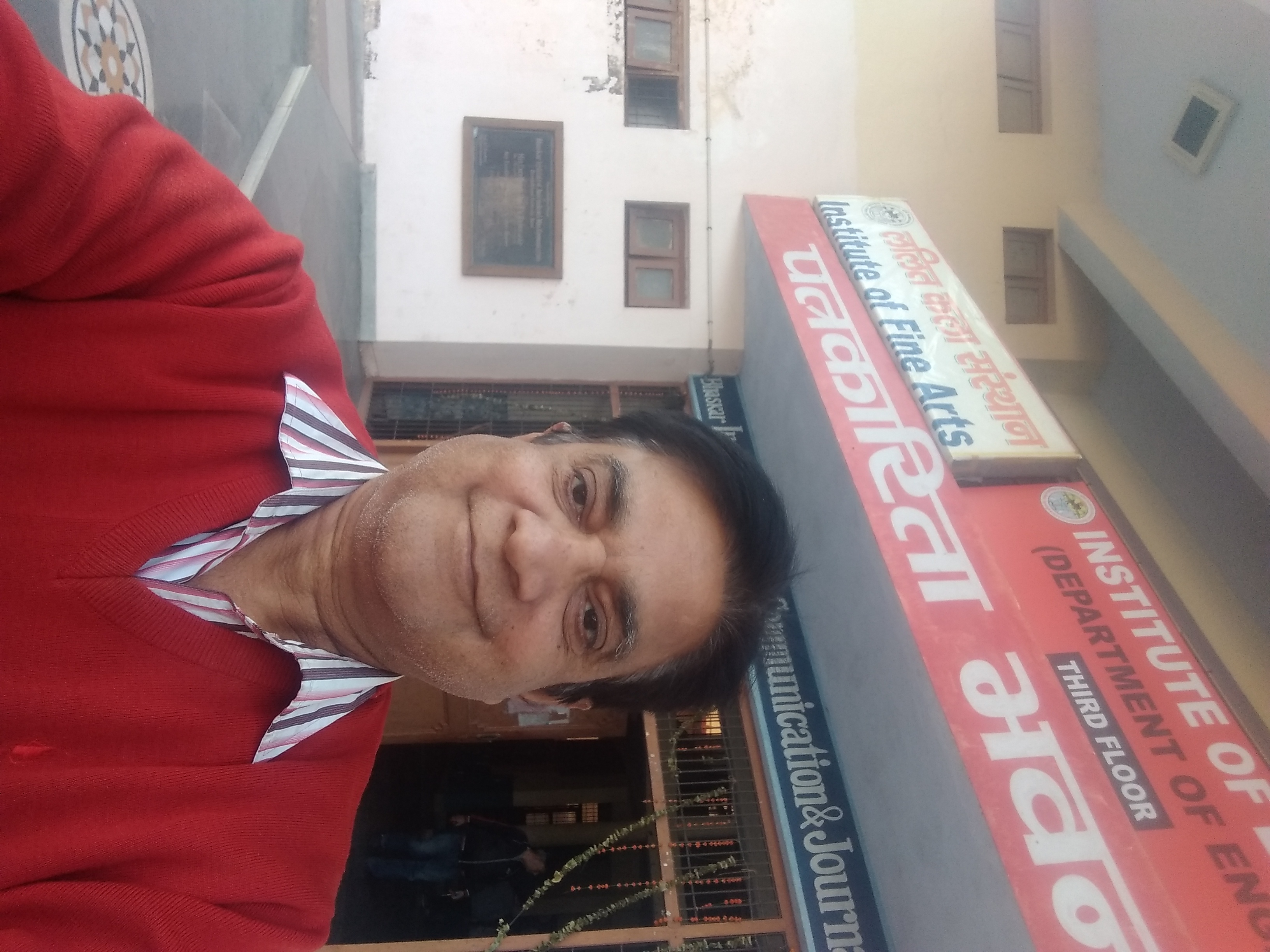 और हौसले से कसें युवा अब अपनी तूणीर's image