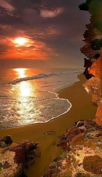 लौट के फ़िर ना..'s image