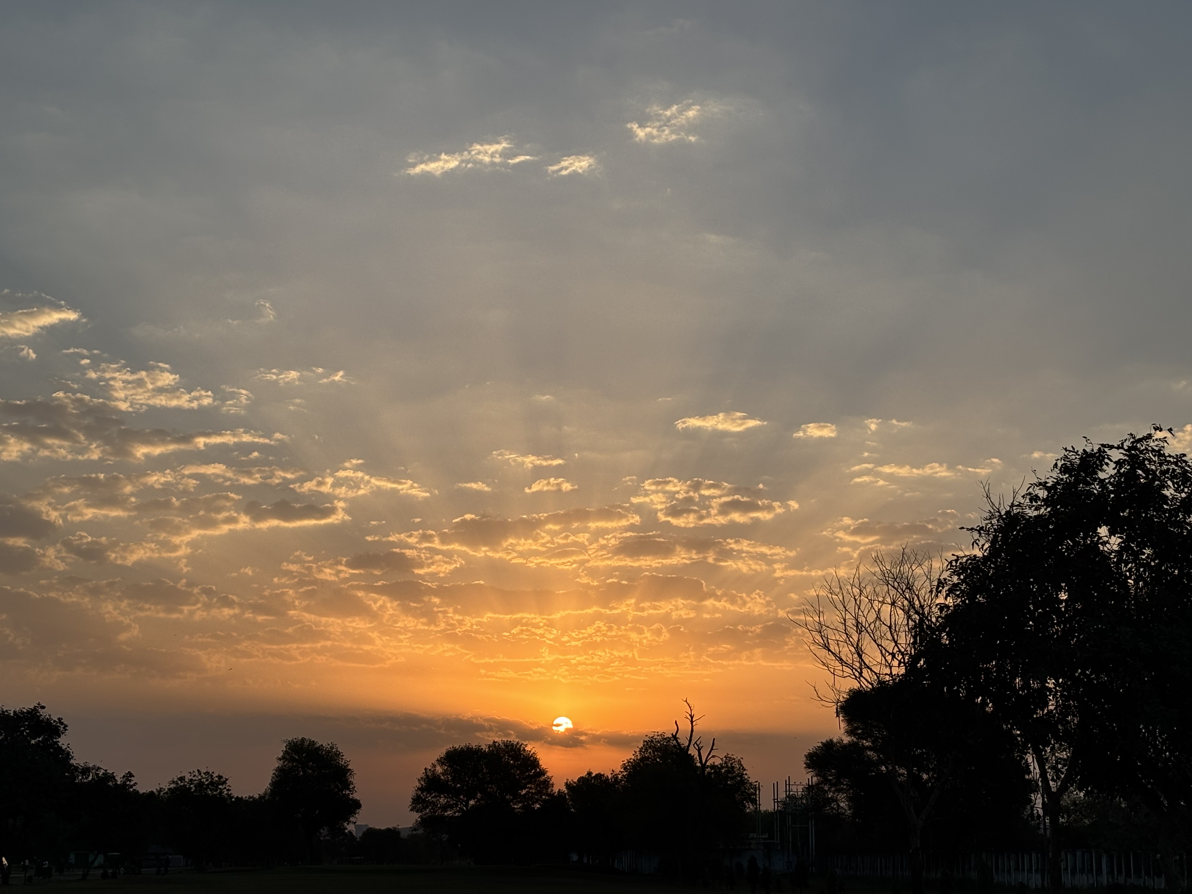 सपनों को जुदा न करना कभी.28/40.  40 Poems in 40 Days's image