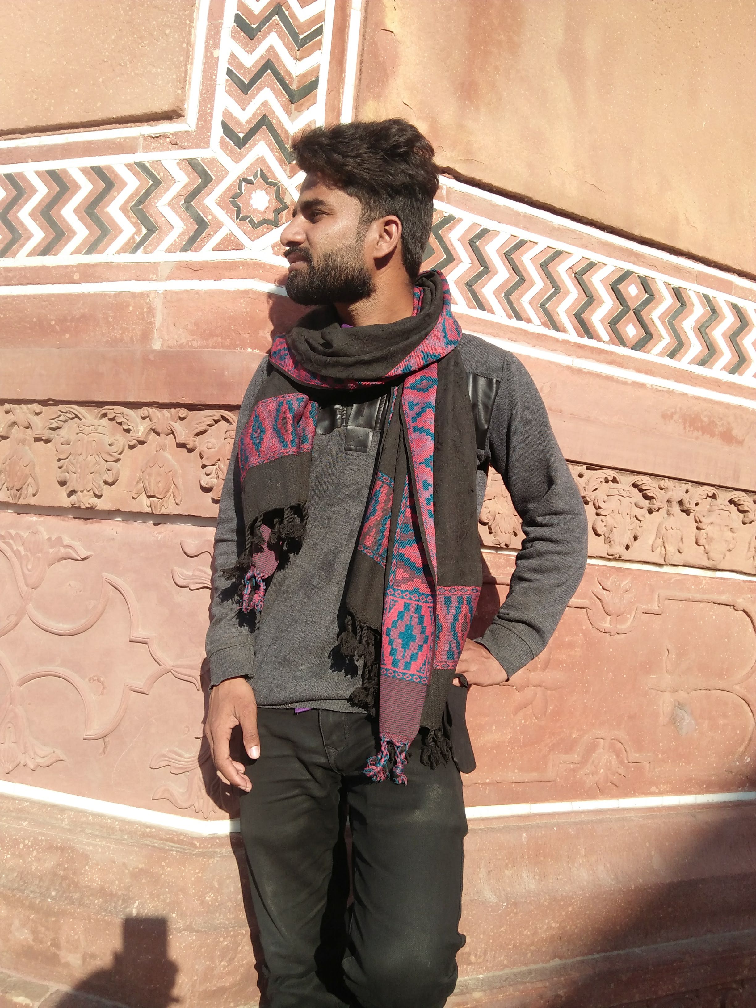 ये दुनियां के रंग's image