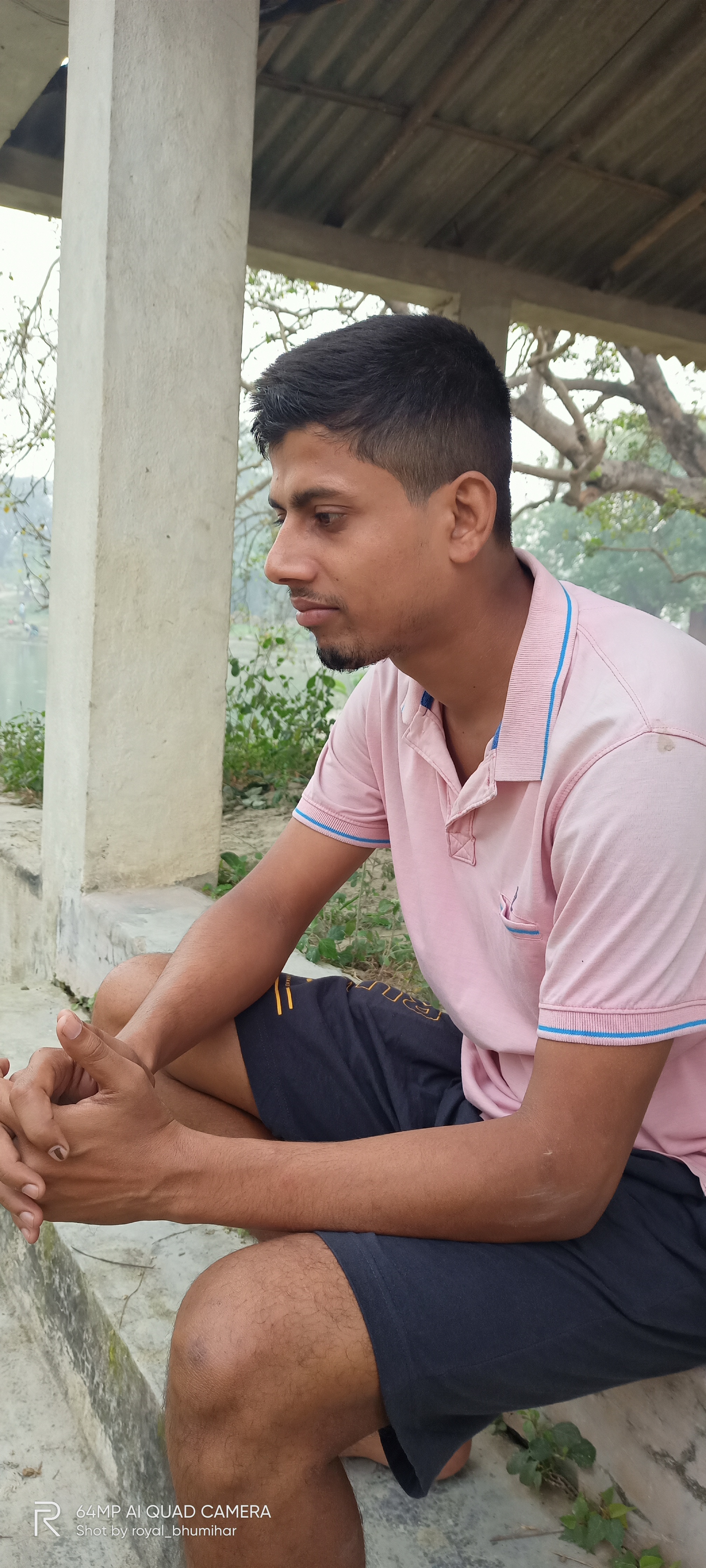 दुनियाँ घूमी जाती हैं gazal by Vinit Singh Shayar's image