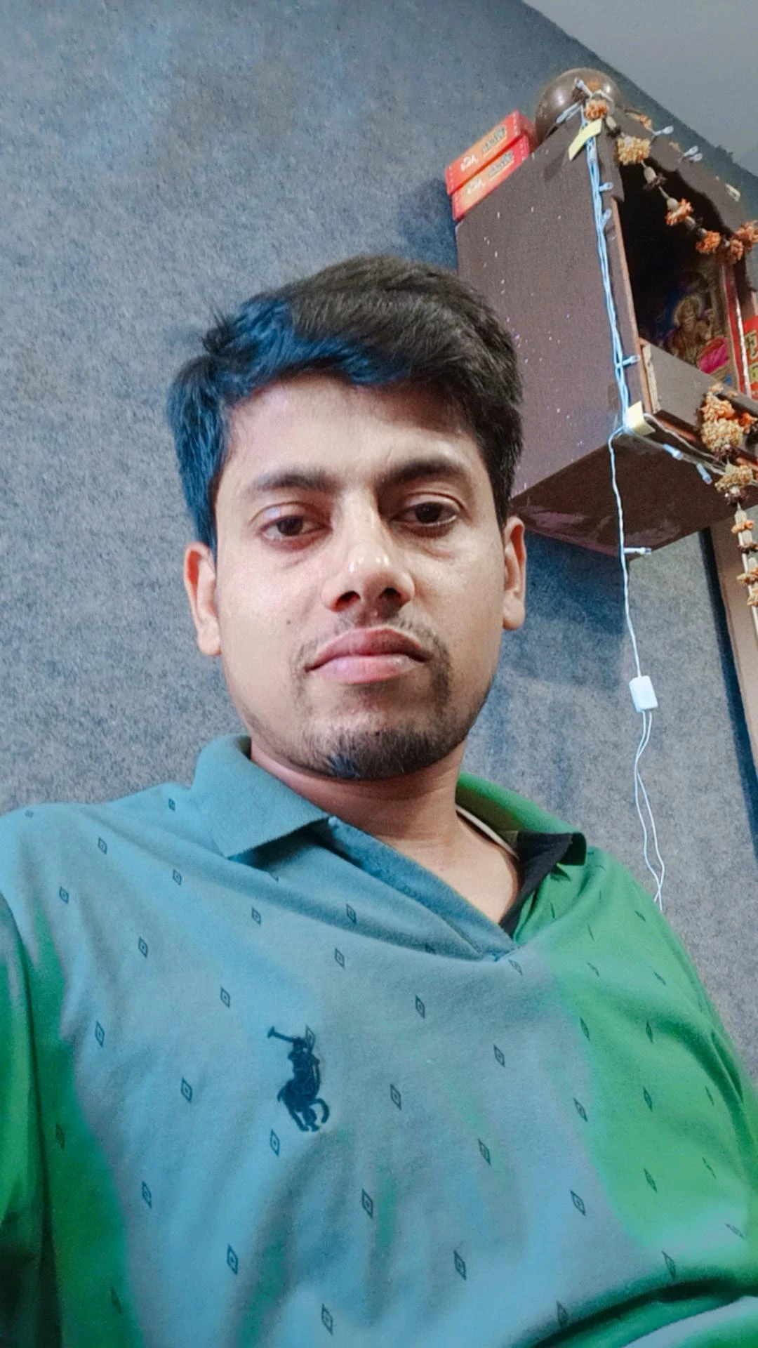 ख़ूब समझते हैं ghazal by Vinit Singh Shayar's image