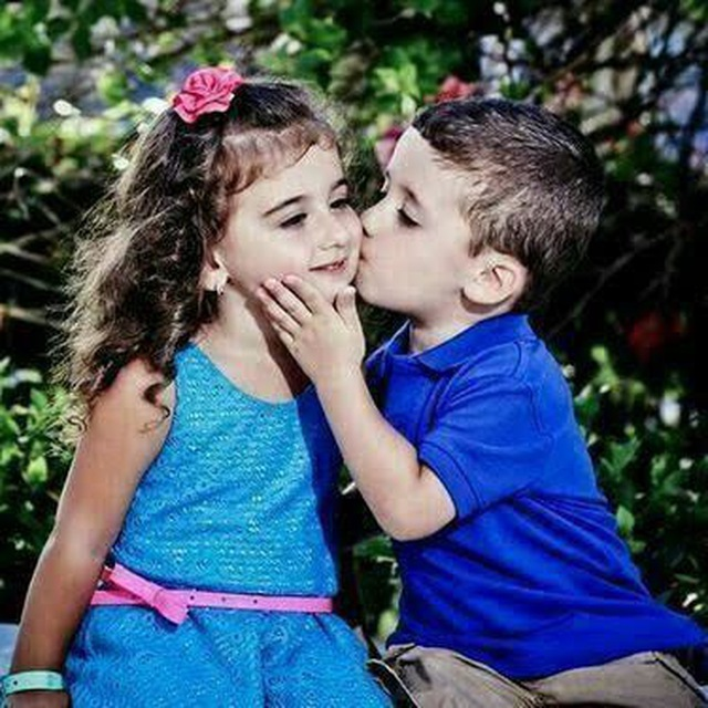 यादों के लम्हें's image