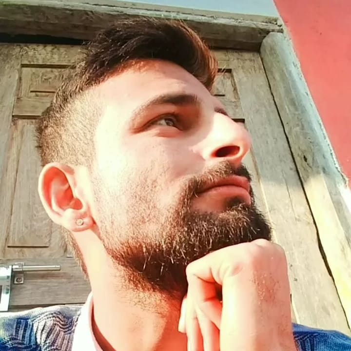 जब हाथ लगी किताबें's image