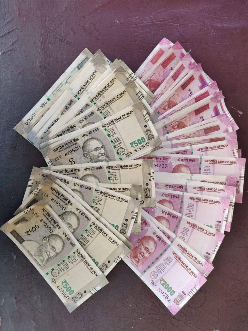 सब कुछ पैसा नहीं होता
