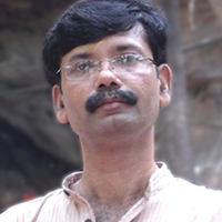 बद्री नारायण's image