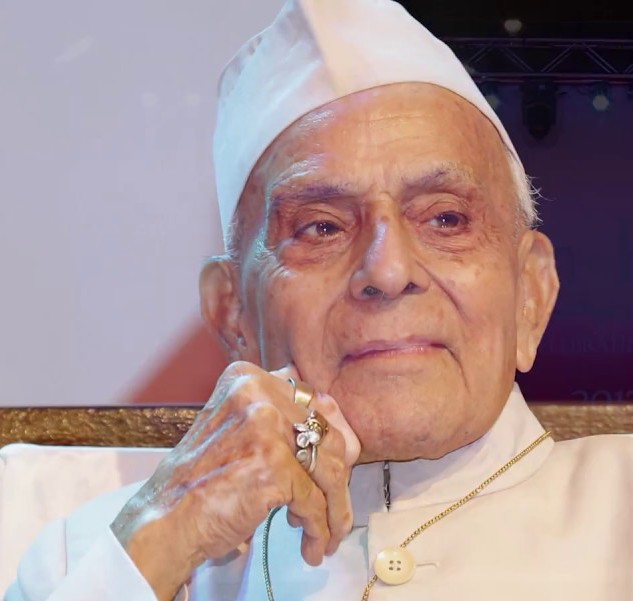 Gulzar Dehlavi's image
