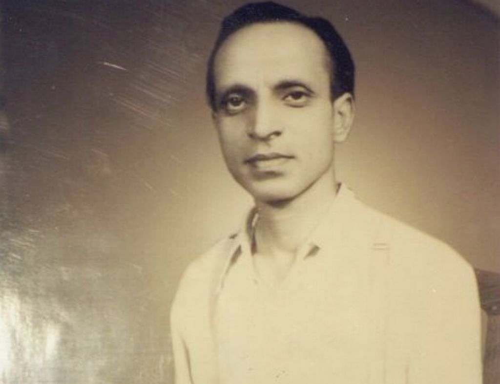 ये कौन आता है तन्हाइयों में जाम लिए's image