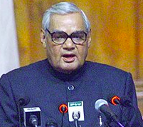 उजियारे में, अंधकार में's image