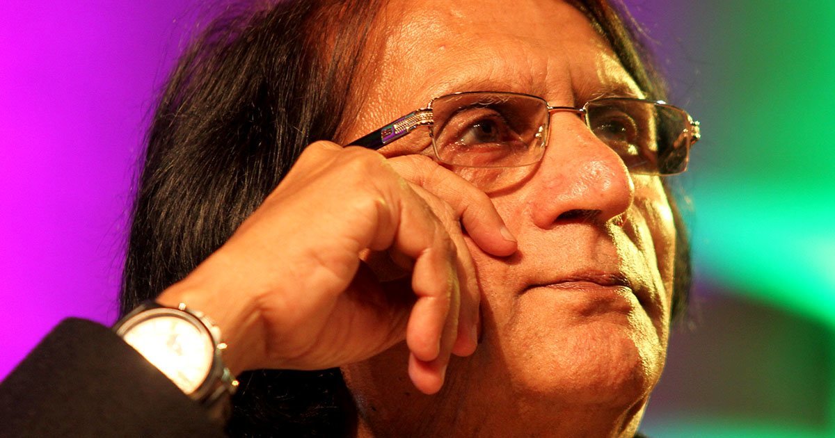 अपने चेहरे से जो ज़ाहिर है छुपायें कैसे's image