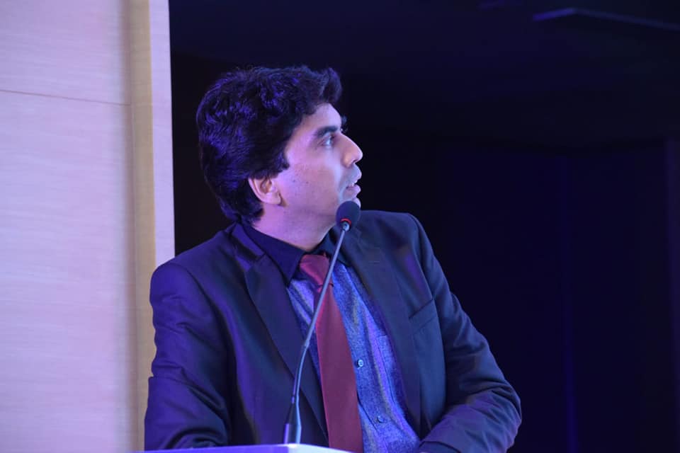 Dr Rakesh Varma