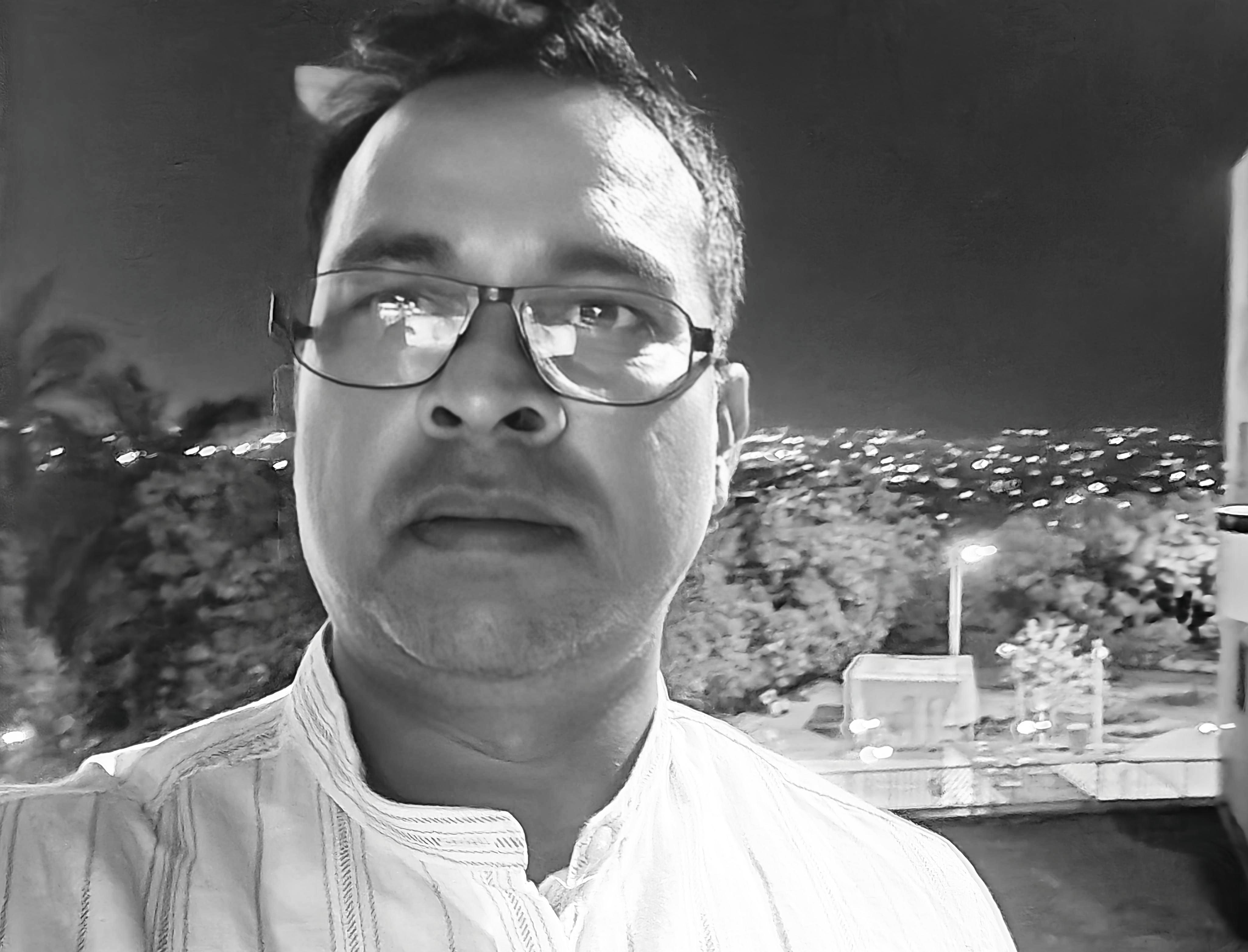 Karmendra Shiv's pic