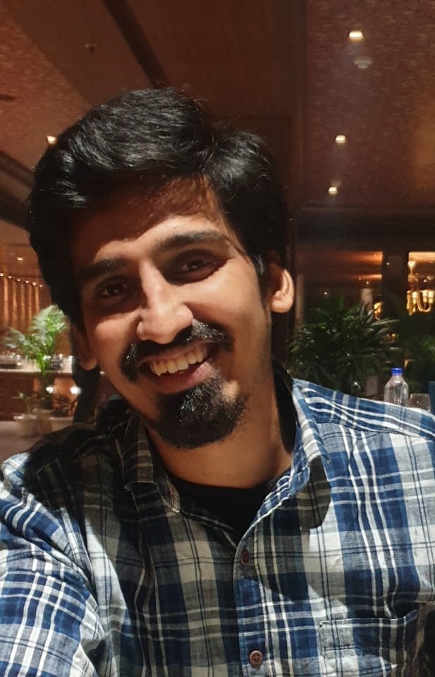 Nihar Shantanu Bhave's pic