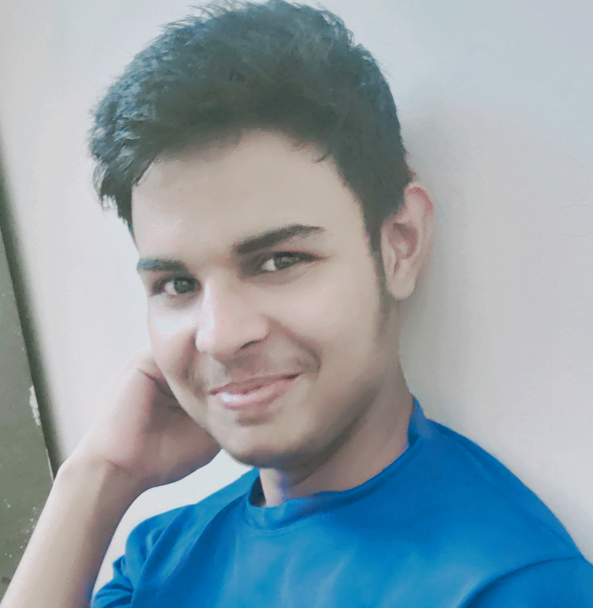 Piyush Sharma khamosh