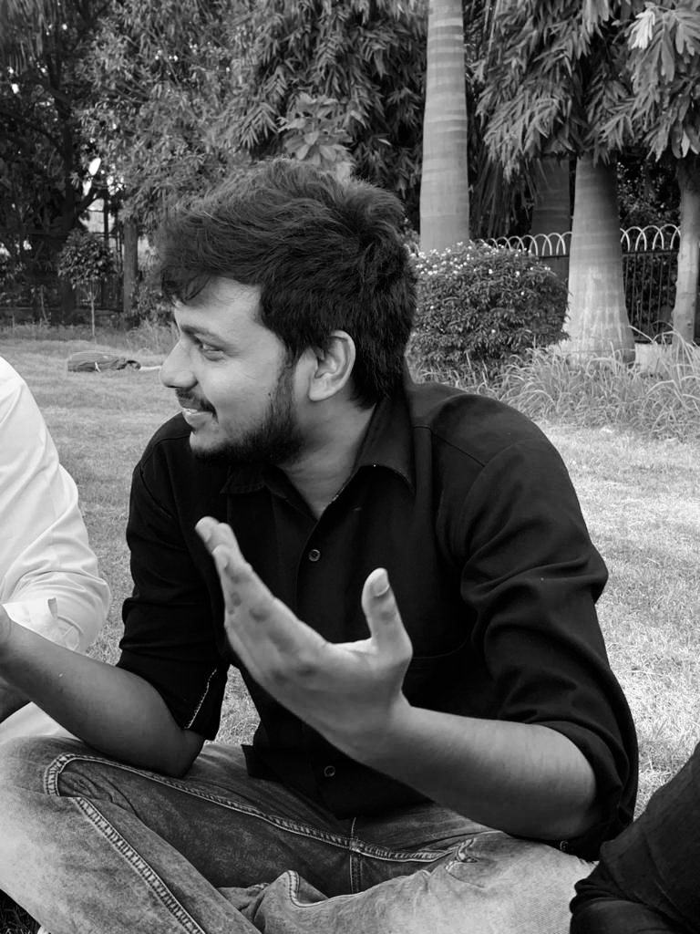 मुसाफ़िर