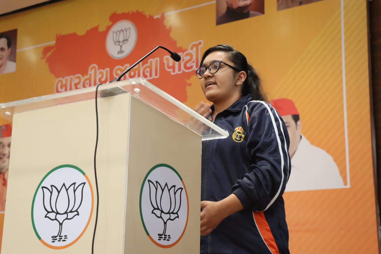 Tulsi Jeetendra Malam