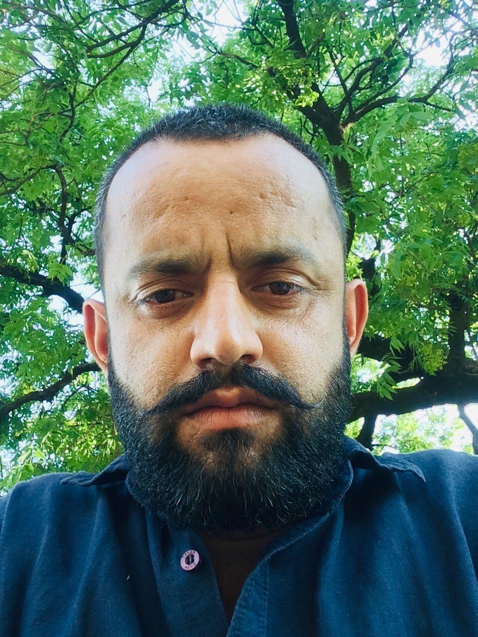 Vivek82d